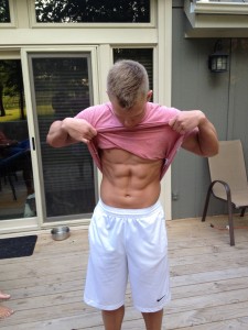 fitness competitor spray tan